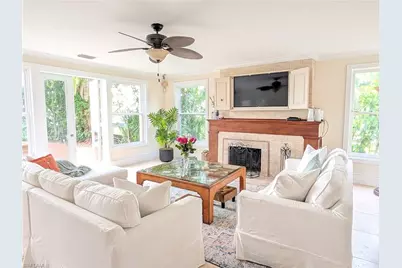 2878 Valencia Way, Fort Myers, FL 33901 - Photo 12
