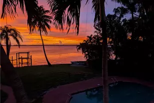 2878 Valencia Way, Fort Myers, FL 33901 - Photo 34