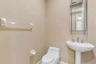 2104 W First St, Fort Myers, FL 33901 - Photo 28