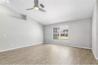 423 SE 23rd St, Cape Coral, FL 33990 - Photo 14