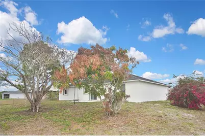 530 Peerless Cir, Lehigh Acres, FL 33974 - Photo 34