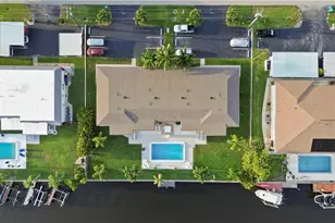 834 SE 46th St, Cape Coral, FL 33904 - Photo 6