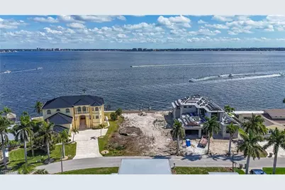5929 SW 1st Ave, Cape Coral, FL 33914 - Photo 4