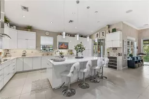 12815 Carrington Cir, Naples, FL 34105 - Photo 4