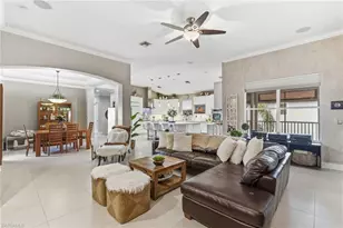 12815 Carrington Cir, Naples, FL 34105 - Photo 6