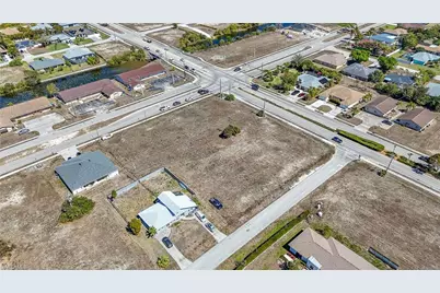 804 Gleason Pkwy, Cape Coral, FL 33914 - Photo 6