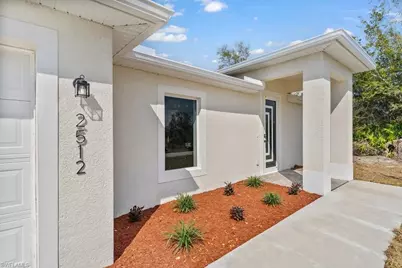 2512 42nd St SW, Lehigh Acres, FL 33976 - Photo 2