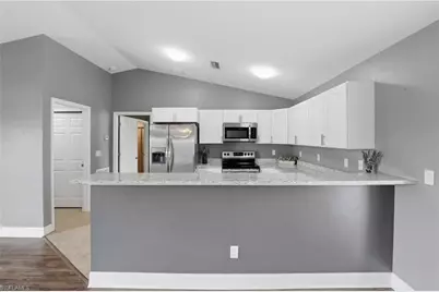 3017 NE 2nd Ave, Cape Coral, FL 33909 - Photo 8