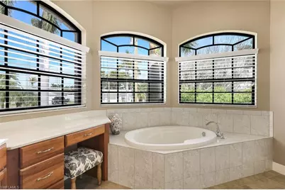 1028 Dolphin Dr, Cape Coral, FL 33904 - Photo 18