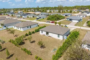 336 NE 30th Terrace, Cape Coral, FL 33909 - Photo 2