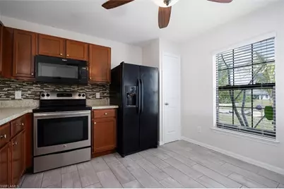 336 NE 30th Ter, Cape Coral, FL 33909 - Photo 4