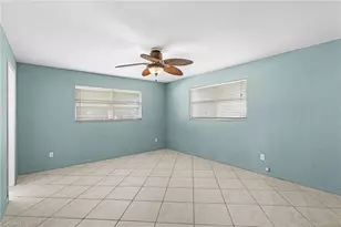 2119 Hibiscus Rd, Fort Myers, FL 33905 - Photo 16