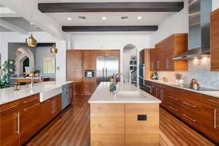 911 Aqua Ln, Fort Myers, FL 33919 - Photo 14