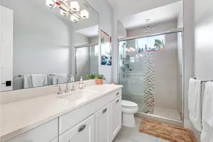 911 Aqua Ln, Fort Myers, FL 33919 - Photo 30