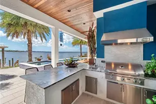 911 Aqua Ln, Fort Myers, FL 33919 - Photo 40