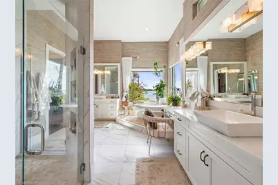 911 Aqua Ln, Fort Myers, FL 33919 - Photo 20