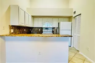 4127 Residence Drive, Fort Myers, FL 33901 - Photo 10