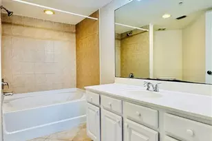 4127 Residence Drive, Fort Myers, FL 33901 - Photo 22