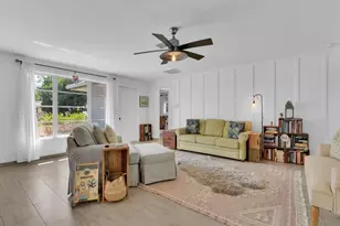 1537 Covington Cir E, Fort Myers, FL 33919 - Photo 4