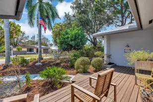 1537 Covington Cir E, Fort Myers, FL 33919 - Photo 22