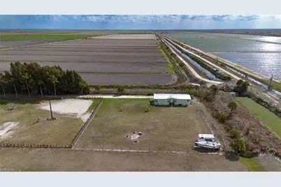 344 Pine Ln, Clewiston, FL 33440 - Photo 2