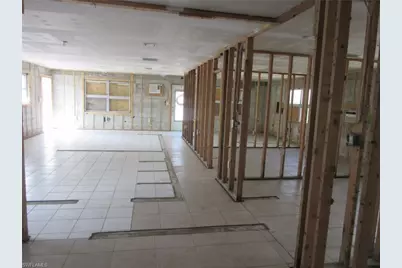 123 Falkirk St, Fort Myers Beach, FL 33931 - Photo 8