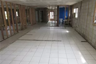 123 Falkirk St, Fort Myers Beach, FL 33931 - Photo 4