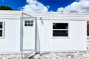 8180 Suncoast Dr, North Fort Myers, FL 33917 - Photo 4