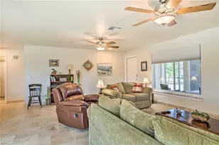 2404 SE 16th St, Cape Coral, FL 33990 - Photo 18