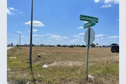 22 Diplomat Pkwy E, Other, FL 33909 - Photo 6