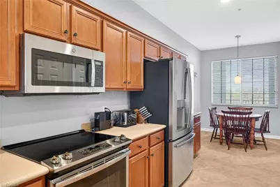 20011 Sanibel View Cir #206, Fort Myers, FL 33908 - Photo 12