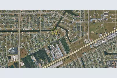 407 NE 5th Ter, Cape Coral, FL 33909 - Photo 6