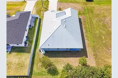 2507 NW 3rd Ter, Cape Coral, FL 33993 - Photo 36