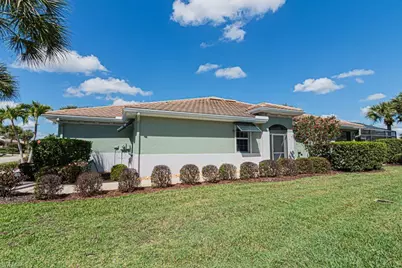 10615 Camarelle Cir, Fort Myers, FL 33913 - Photo 4