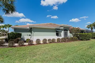 10615 Camarelle Cir, Fort Myers, FL 33913 - Photo 4