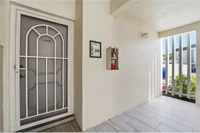 4440 Exeter Dr, Longboat Key, FL 34228 - Photo 2