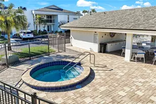 16580 Waters Edge Ct, Fort Myers, FL 33908 - Photo 4