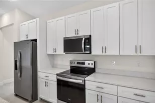 133 SW 9th Pl, Cape Coral, FL 33991 - Photo 16