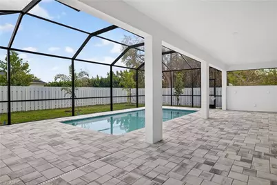133 SW 9th Pl, Cape Coral, FL 33991 - Photo 32