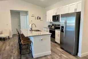 3462 NE 10th Pl, Cape Coral, FL 33909 - Photo 6