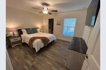 3462 NE 10th Pl, Cape Coral, FL 33909 - Photo 14