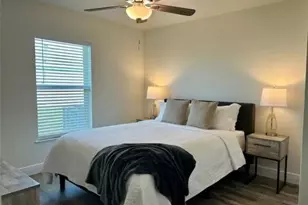 3462 NE 10th Pl, Cape Coral, FL 33909 - Photo 10