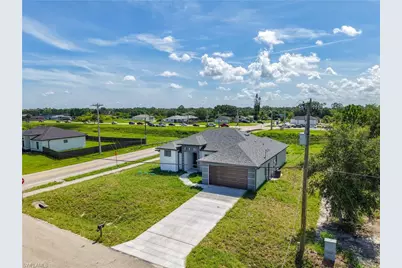 920 Rita Ave N, Lehigh Acres, FL 33971 - Photo 2