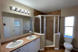 621 SE 46th Ter, Cape Coral, FL 33904 - Photo 20