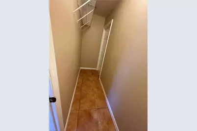 621 SE 46th Ter, Cape Coral, FL 33904 - Photo 16