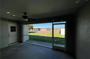 621 SE 46th Ter, Cape Coral, FL 33904 - Photo 22