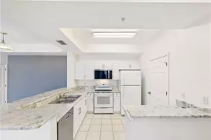 9015 Colby Dr, Fort Myers, FL 33919 - Photo 4