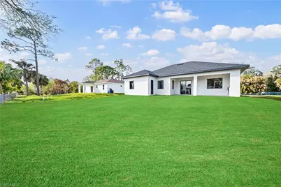 2713 10th St W, Lehigh Acres, FL 33971 - Photo 24