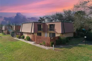 1570 Park Meadows Dr, Fort Myers, FL 33907 - Photo 2