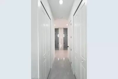 913 Glenn Ave, Lehigh Acres, FL 33972 - Photo 18